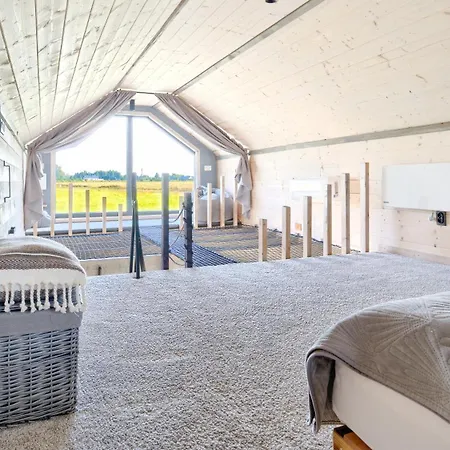 Freedom With Sauna, Sun & Snow * Zastan