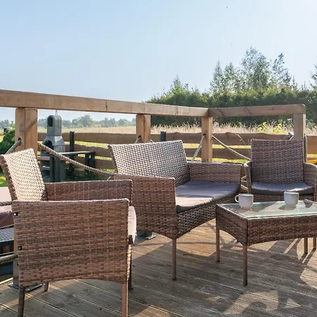 Freedom With Sauna, Sun & Snow Apartment *