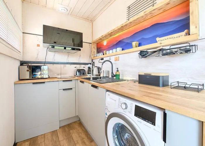 Freedom With Sauna, Sun & Snow * Zastan